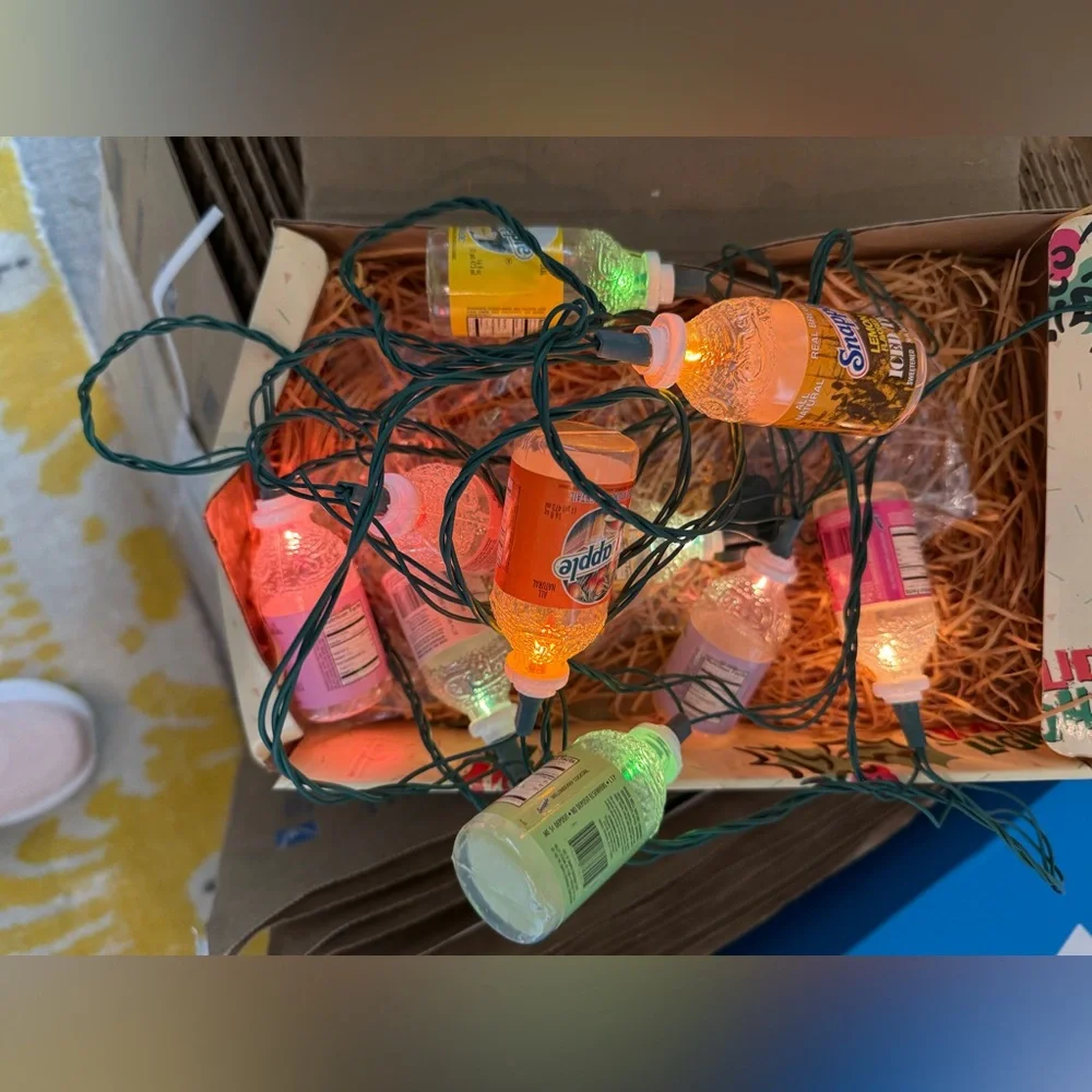 Vintage 1990’s Snapple Holiday Lights Set - they work!